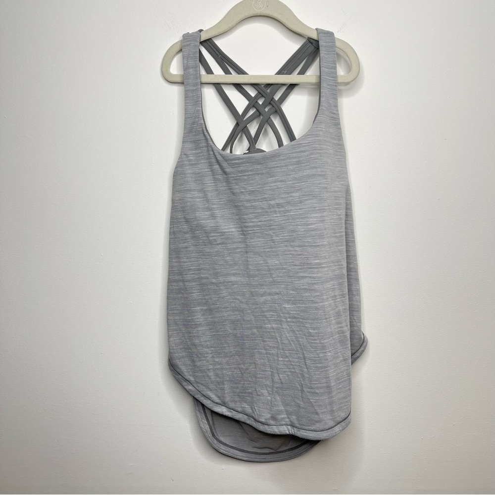 Musesonly yoga Flowy tank top With built bra Strappy Back Size Small